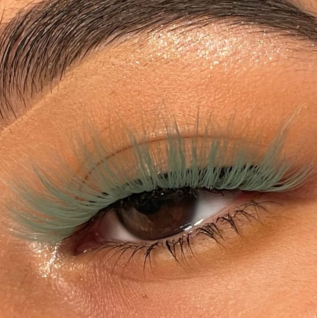green lashes